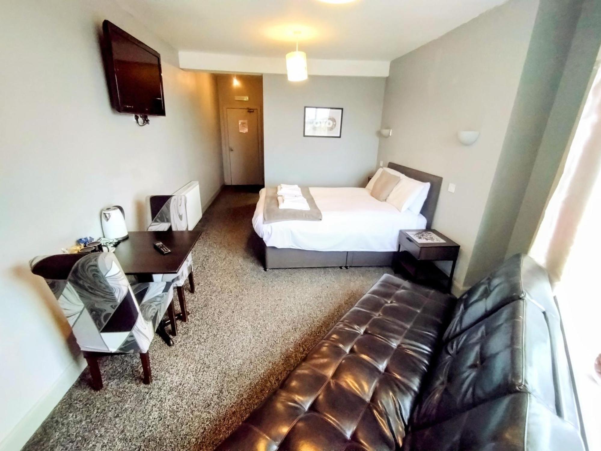 Oyo Gin House Hotel Greenock Luaran gambar