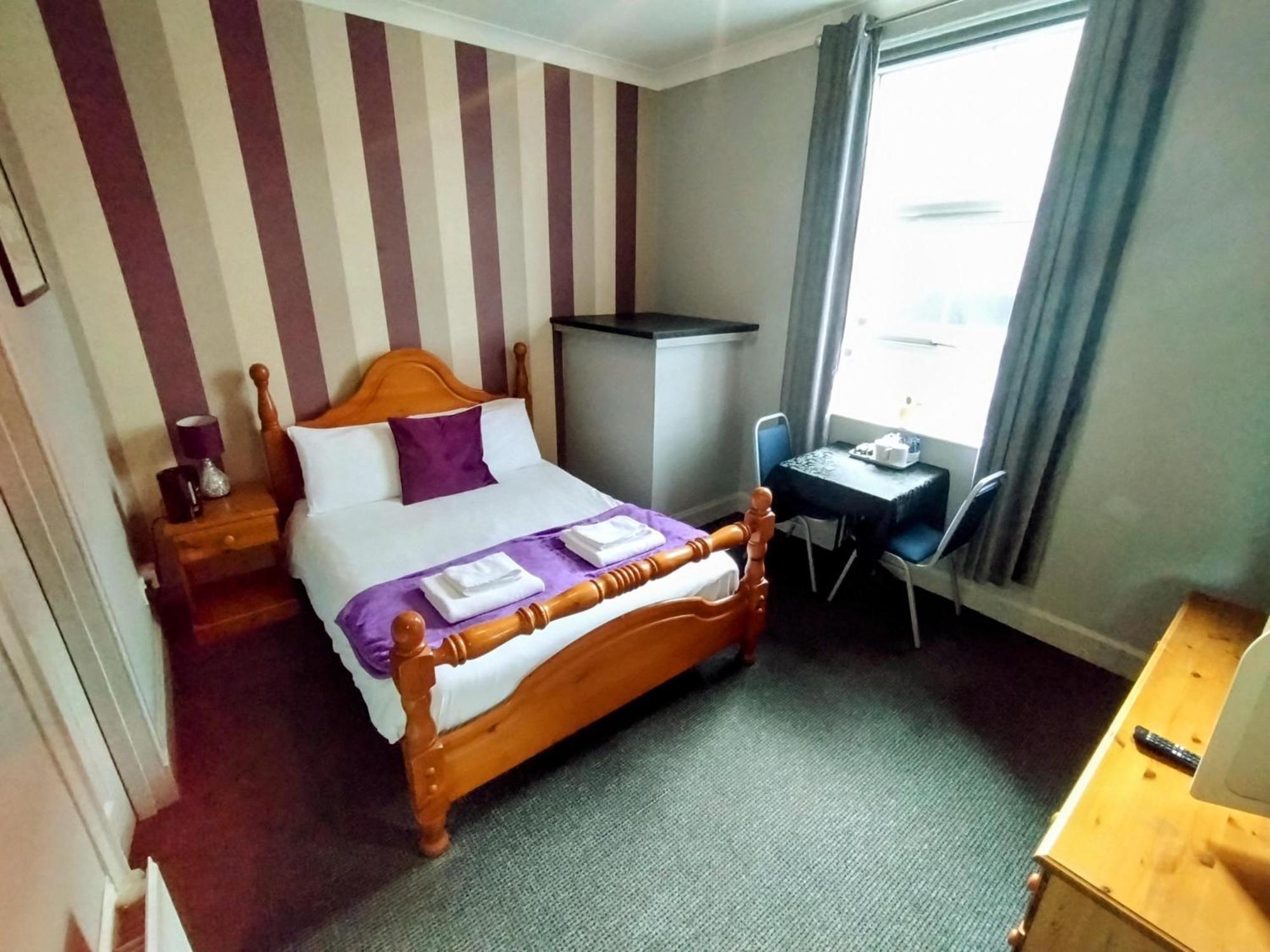 Oyo Gin House Hotel Greenock Luaran gambar