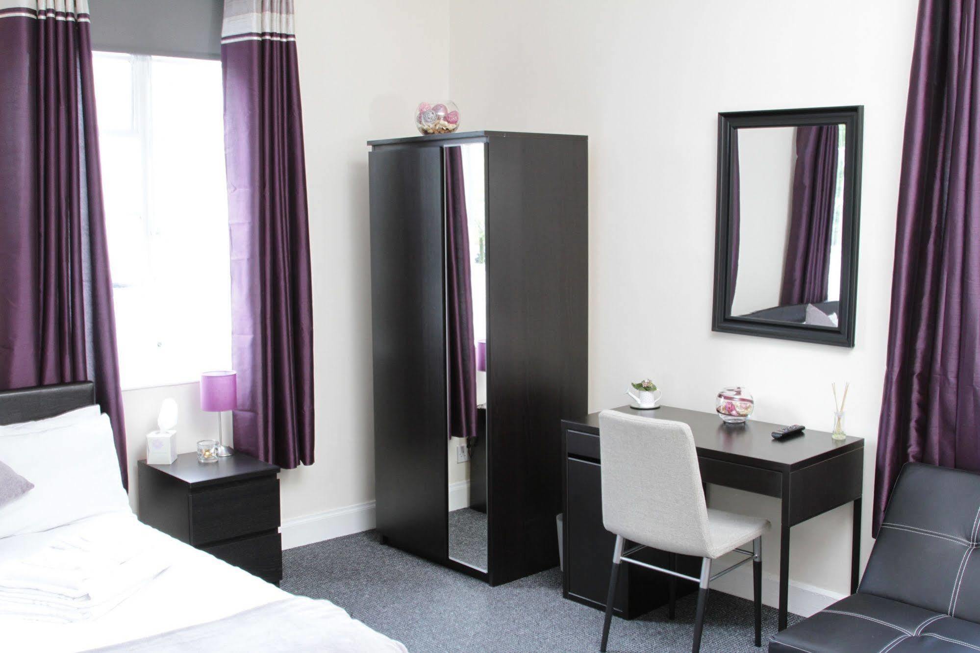Oyo Gin House Hotel Greenock Luaran gambar