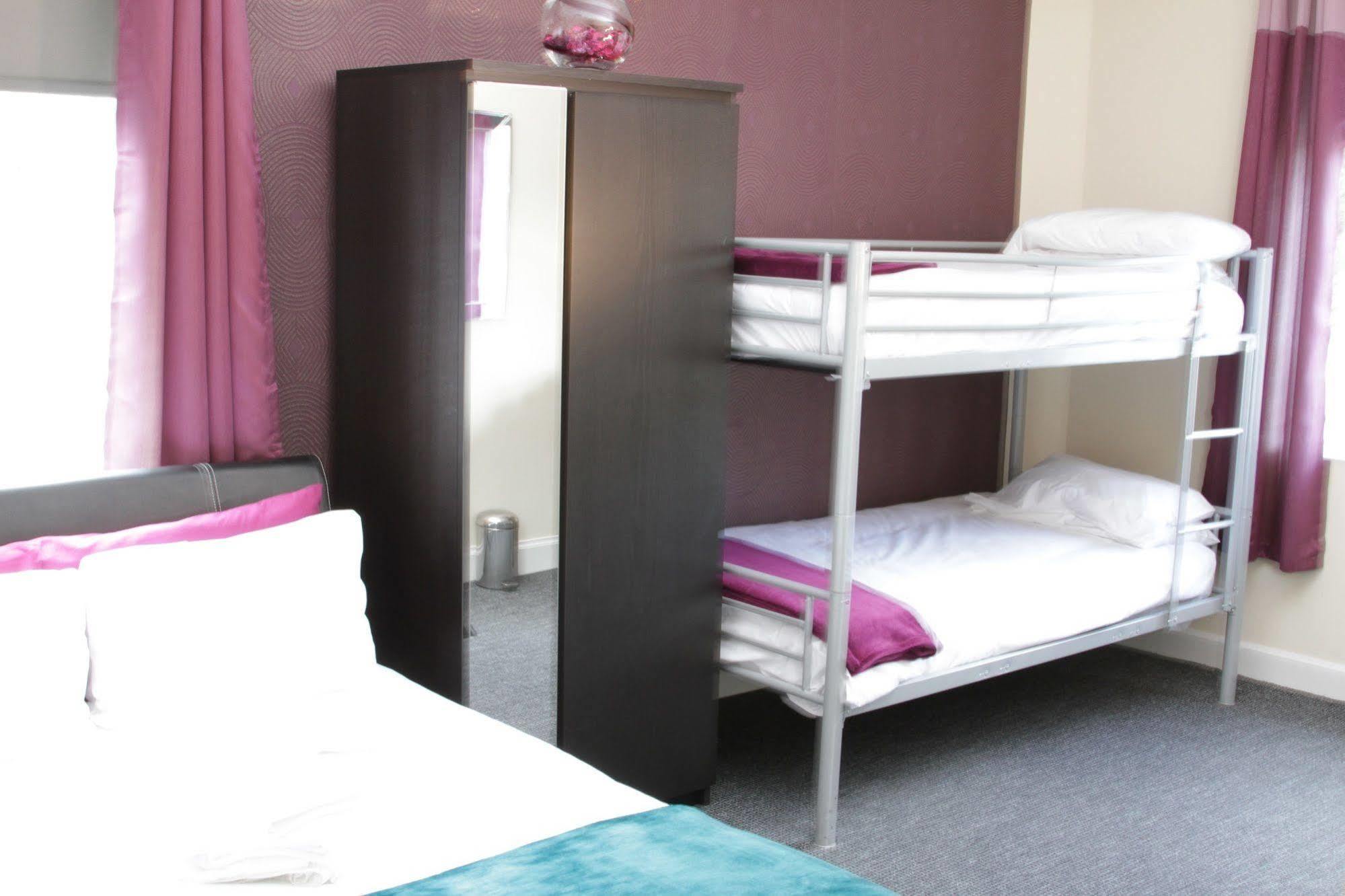 Oyo Gin House Hotel Greenock Luaran gambar