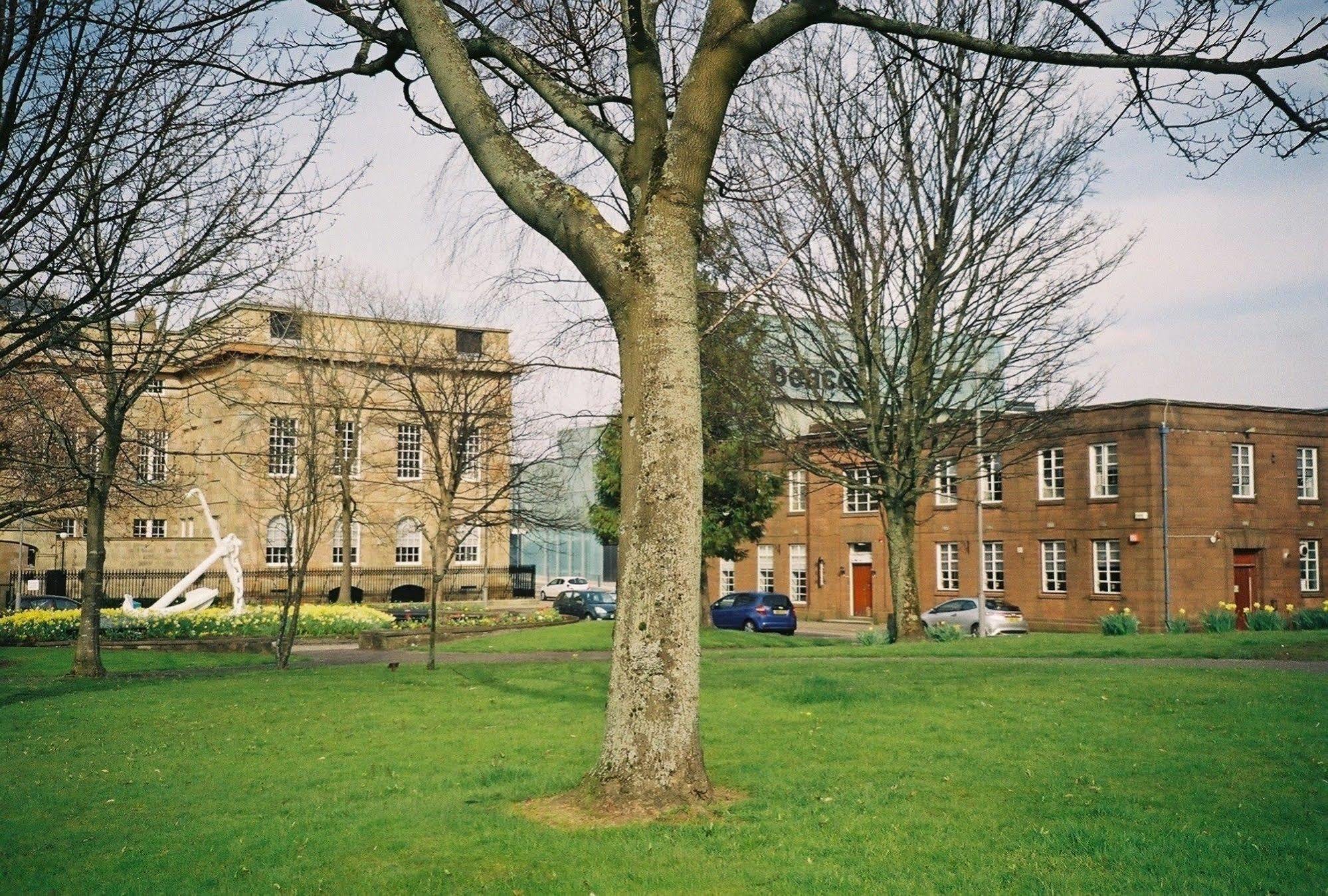 Oyo Gin House Hotel Greenock Luaran gambar
